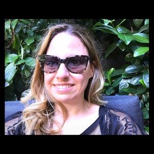 Meet your Posher, Effie